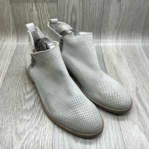 Joy Wendel Ankle Boots